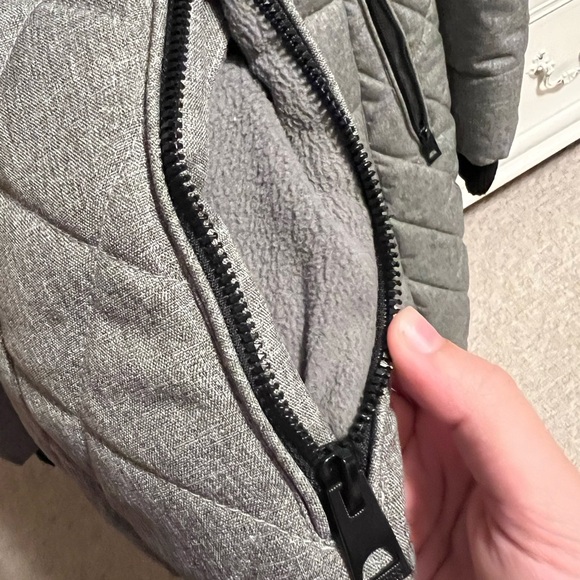 Guess silver winter parka - Picture 3 of 15